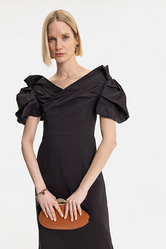 DARK BROWN OFF THE SHOULDER DRESS 3
