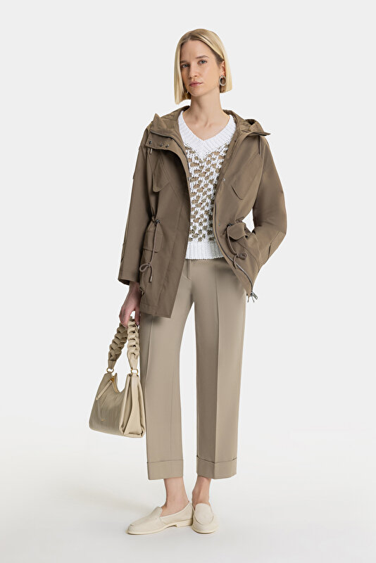 KHAKI COAT 4