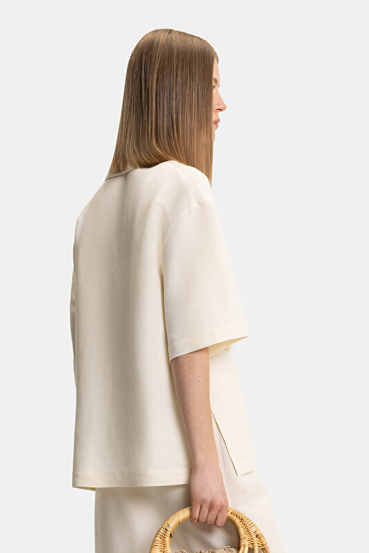 CREAM SHORT SLEEVE SHIRT 2