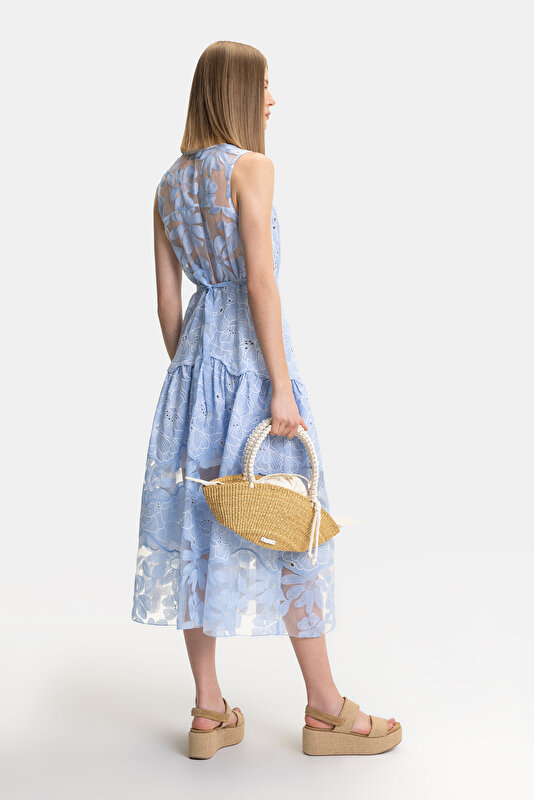 LIGHT BLUE SLEEVELESS DRESS 2