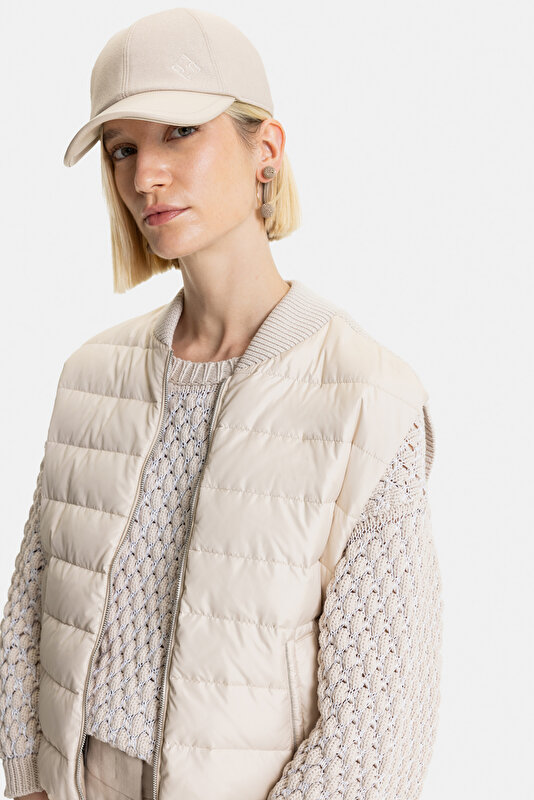 BEIGE VEST 3