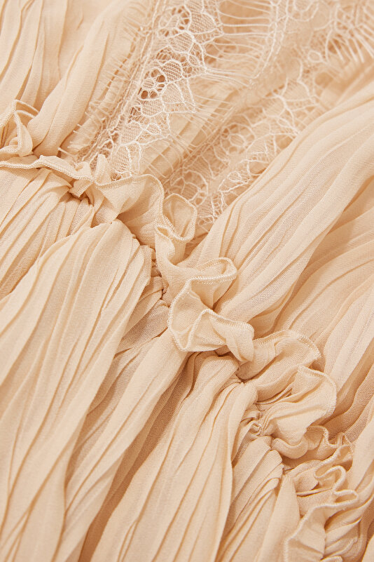 CREAM PLEATED MINI DRESS 4