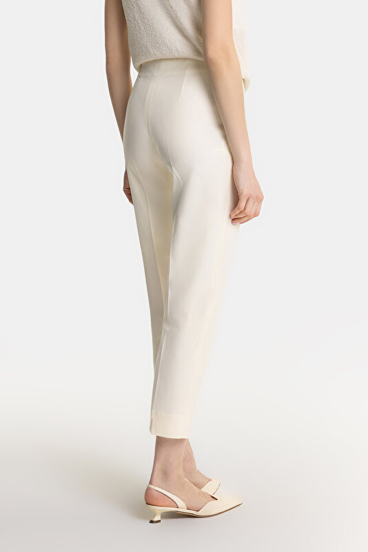ECRU SKINNY LEG TROUSERS 3