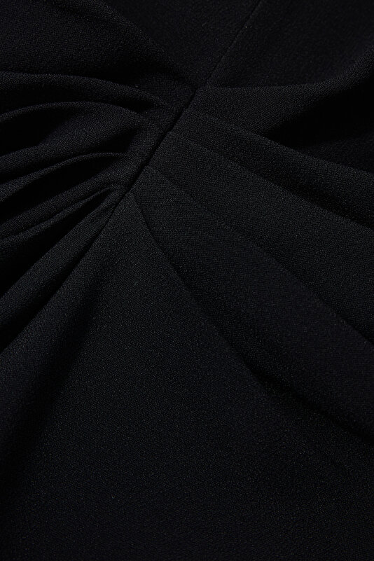 DRESS 4