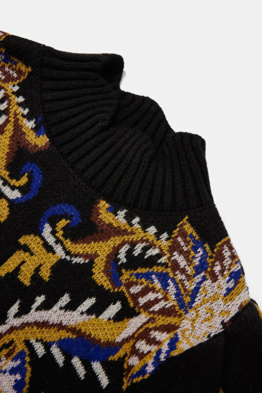 MULTİCOLOR DESİGN FİLLED JERSEY 3