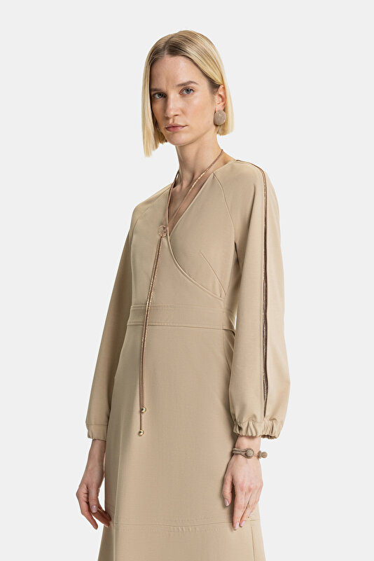 CAMEL LONG SLEEVE DRESS 4