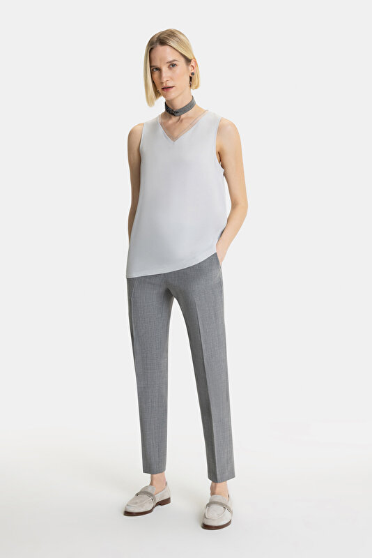 LIGHT GREY V NECK SLEEVELESS BLOUSE 3