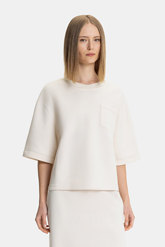 POWDER BASIC / ROUND NECKLINE SHORT SLEEVE BLOUSE