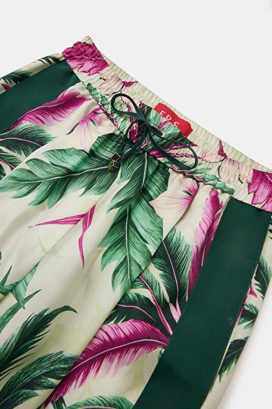 LIGHT GREEN TROUSERS 3