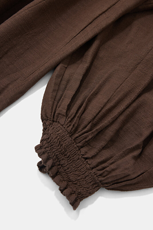 BROWN TROUSERS 4