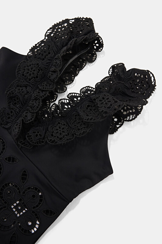 BLACK SWIMSUIT 3