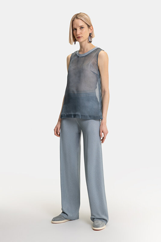 GREY BASIC / ROUND NECKLINE SLEEVELESS BLOUSE 3