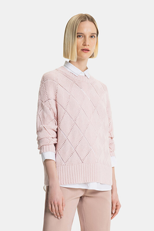 LIGHT PINK BASIC / ROUND NECKLINE