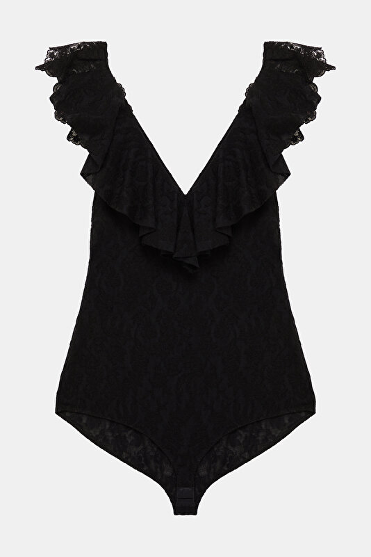 BLACK BODY