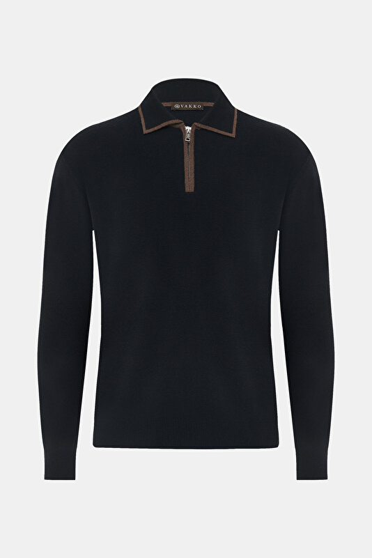 BLACK POLO NECK TRICOT