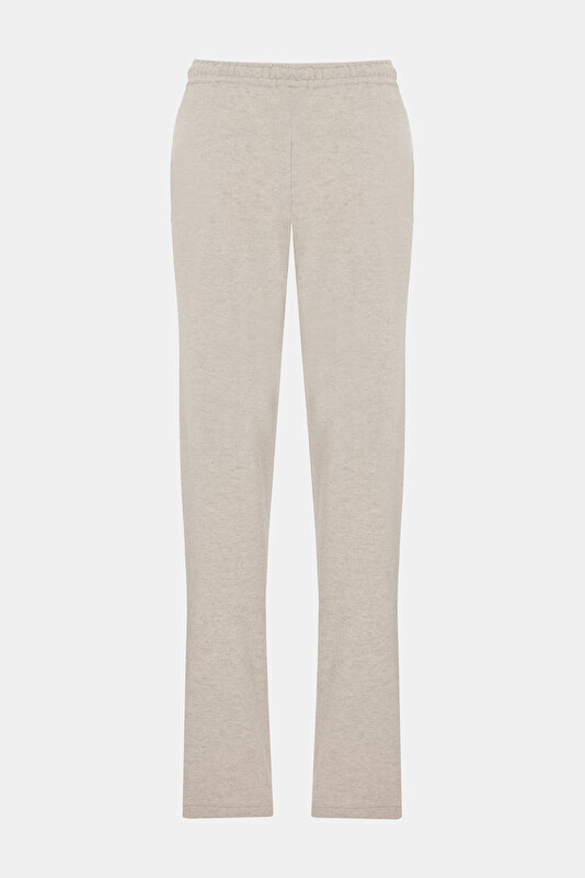 LIGHT BEIGE TROUSERS 2