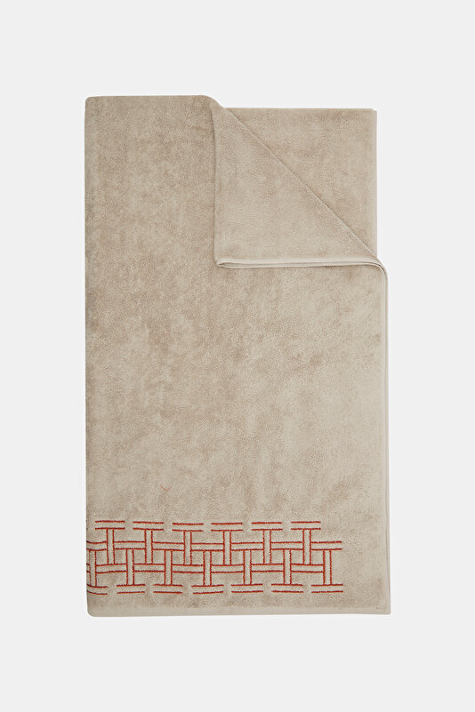 TOWEL 4