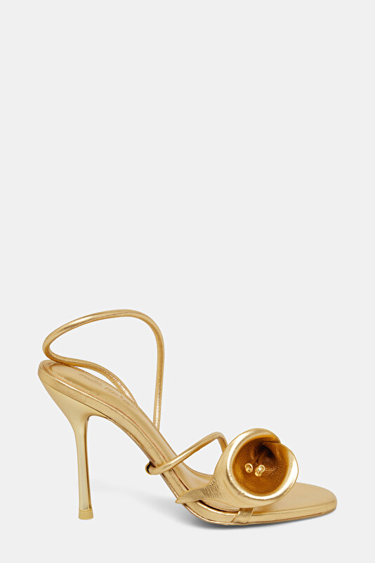 GOLD SHOE