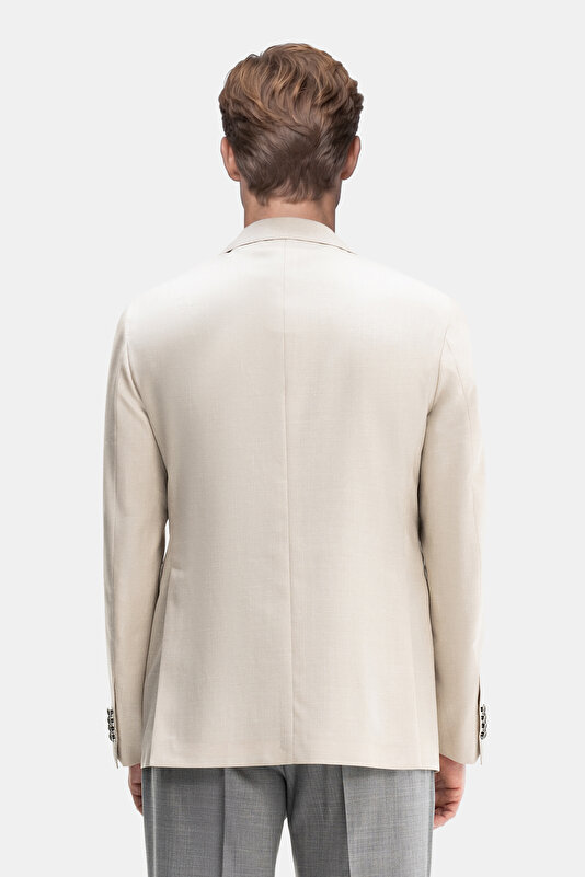 LIGHT CREAM JACKET 2