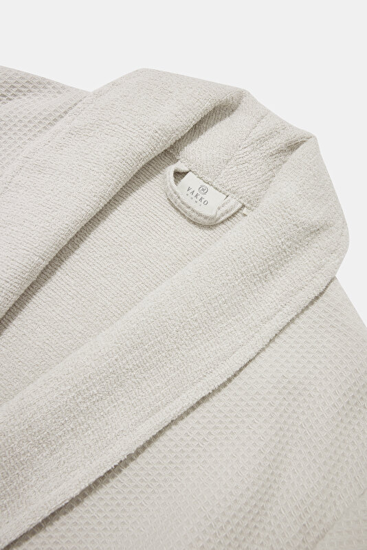 BATHROBE 3