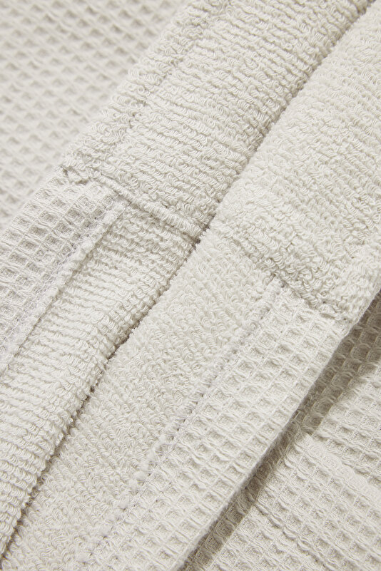 BATHROBE 4