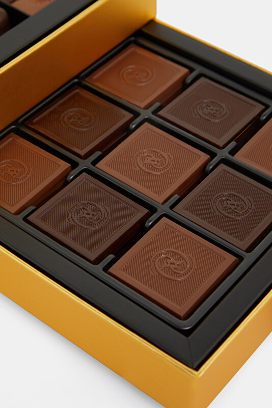 PRALINE & SUPERFINE KARIŞIK ÇİKOLATA 552 GR 4