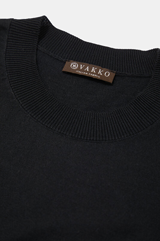 BLACK POLO NECK LONG SLEEVE 3