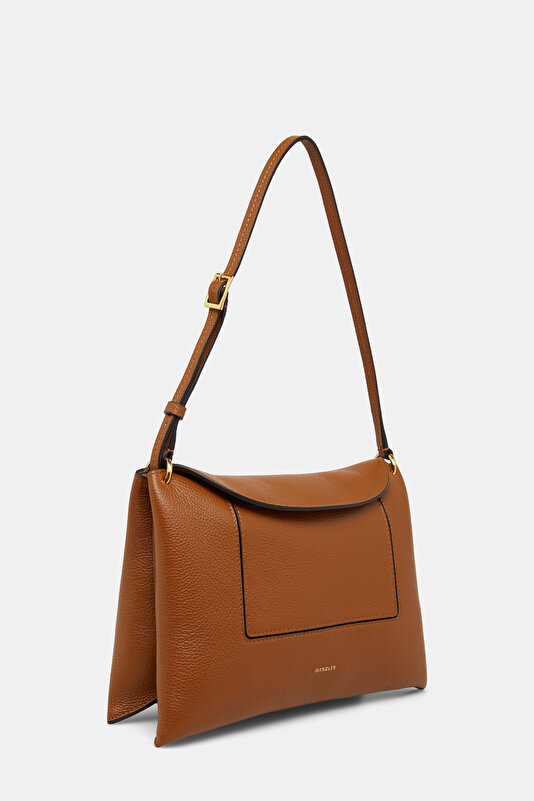 TAN LEATHER BAG 3