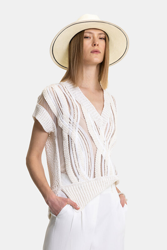 CREAM V NECK TRICOT