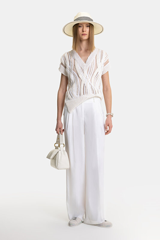CREAM V NECK TRICOT 4