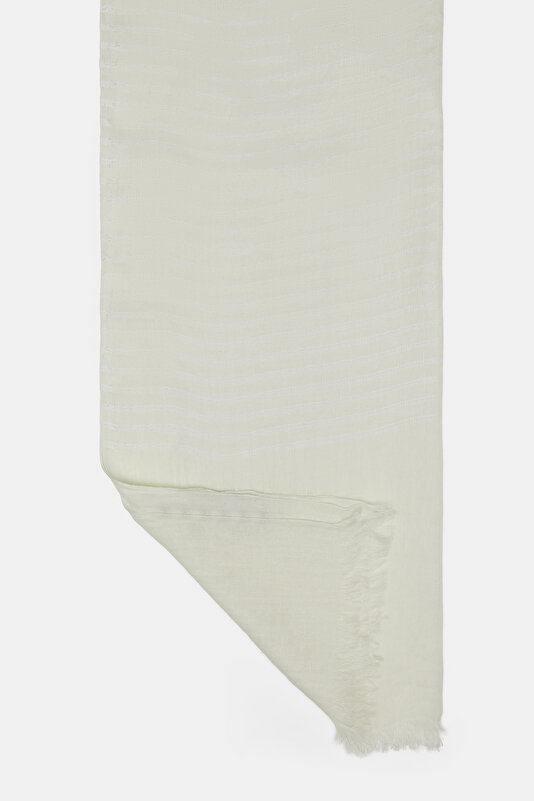 ECRU SHAWL 2
