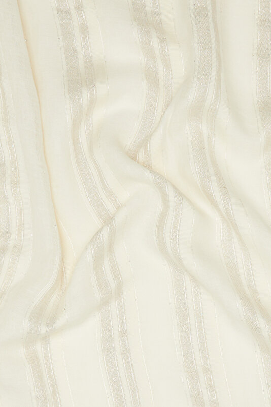 SILVER SHAWL 3