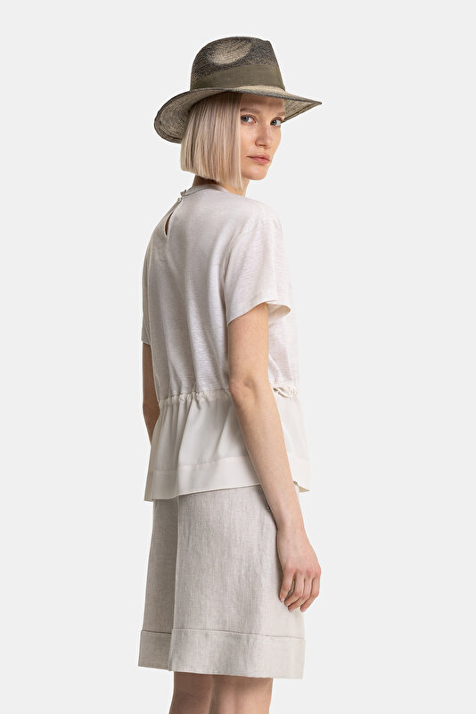 BEIGE BASIC / ROUND NECKLINE SHORT SLEEVE BLOUSE 2