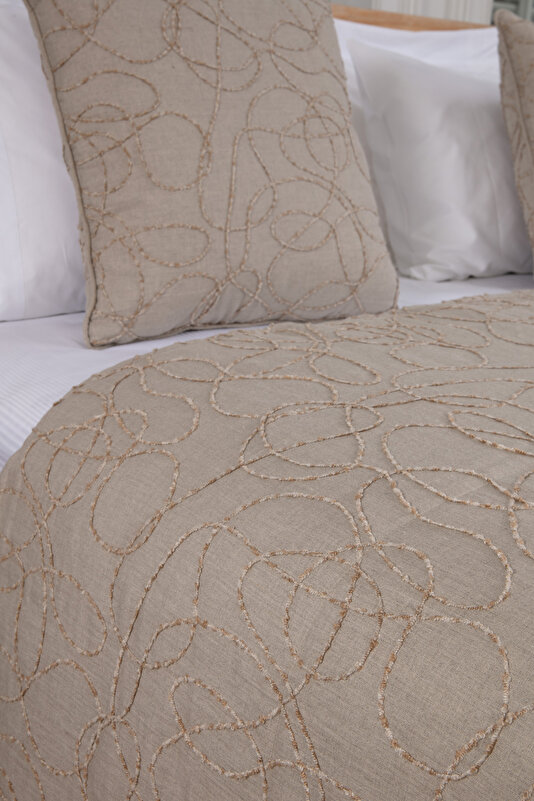 BEDSPREAD 3