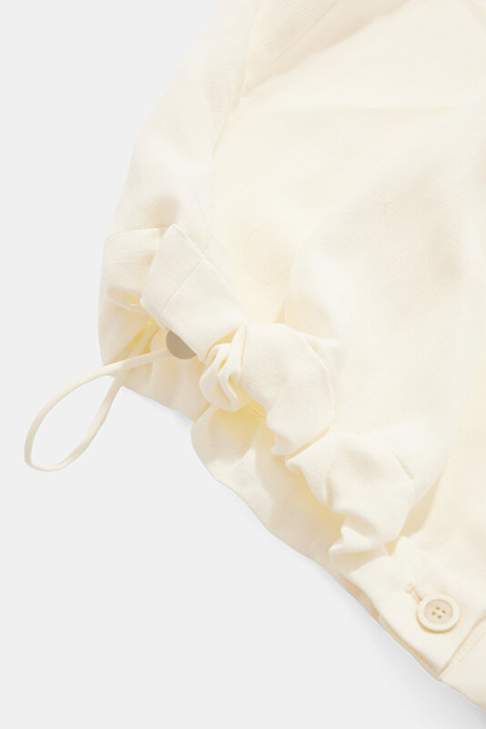 ECRU UPRIGHT COLLAR VEST 4
