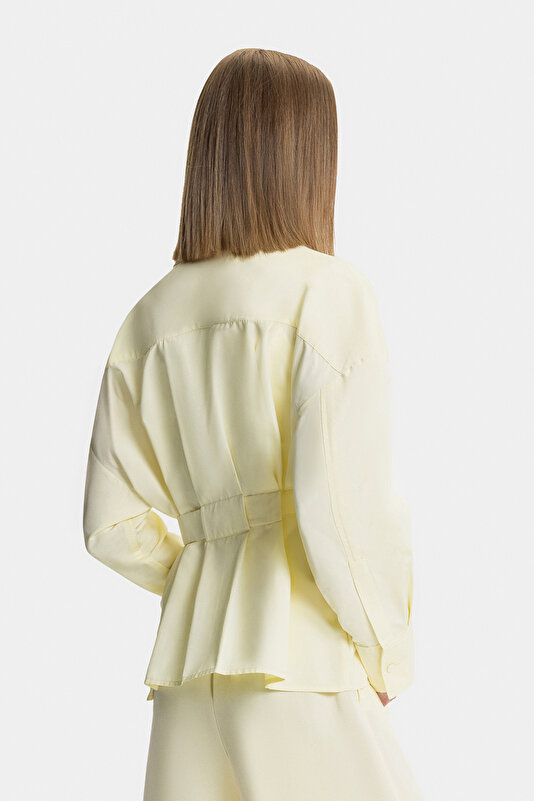 YELLOW COAT 2