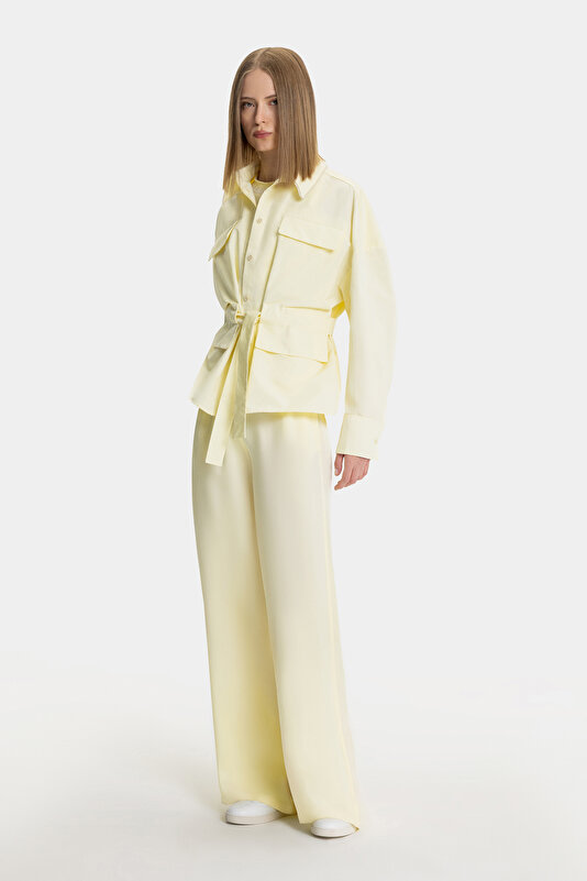 YELLOW COAT 3