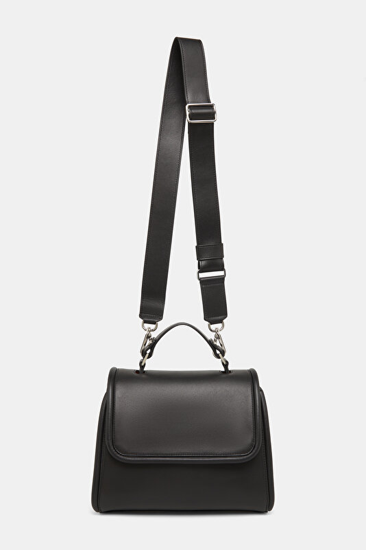 BLACK LEATHER BAG 2