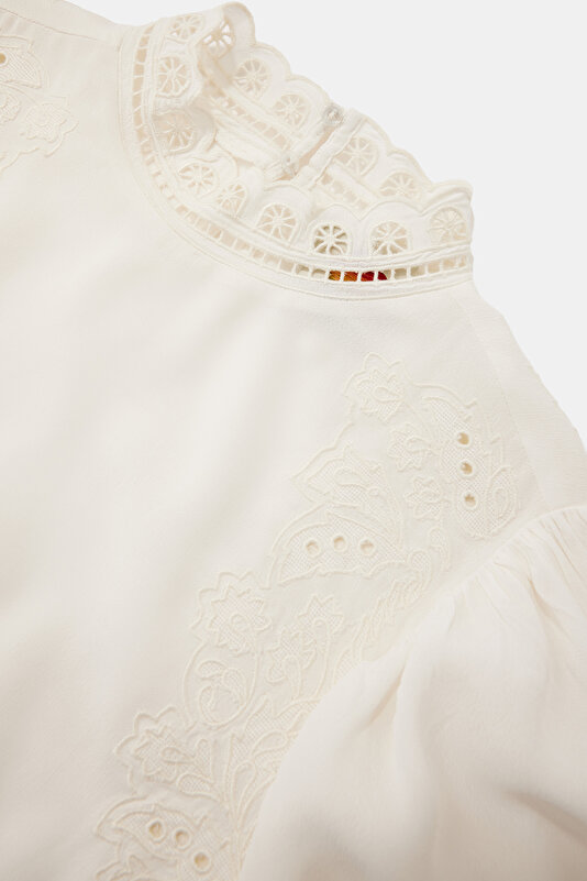ECRU BLOUSE 3