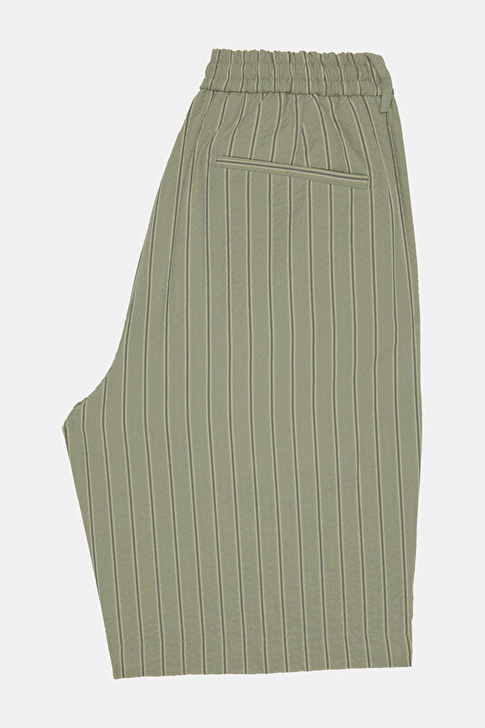 GREEN STRIPED BERMUDA 2