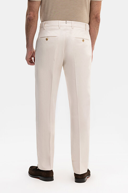 LIGHT CREAM TROUSERS 3