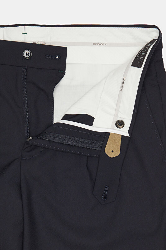 NAVY BLUE WOOL/SILK BERMUDA 4