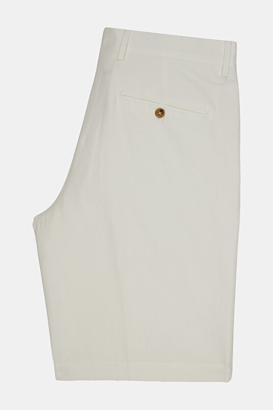 WHITE COTTON/LINEN BERMUDA 2
