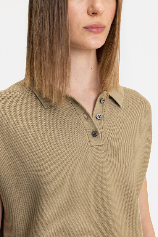 KHAKI POLO NECK TRICOT 3