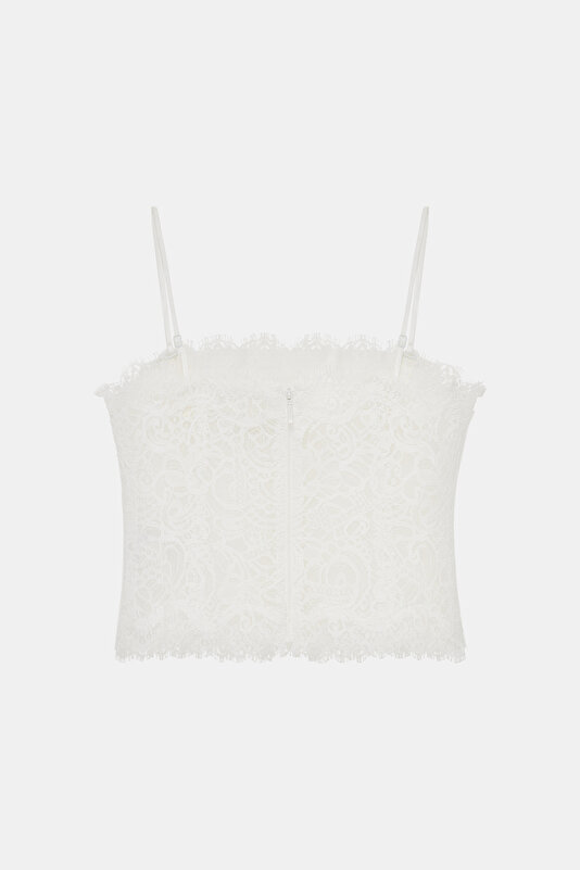ECRU CLEAVAGE SLEEVELESS BLOUSE 2