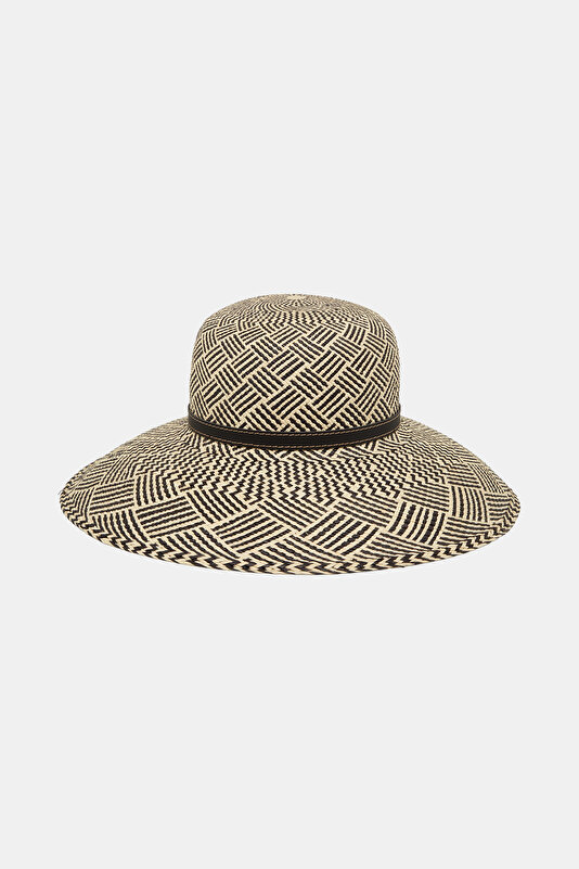 BLACK HAT 4