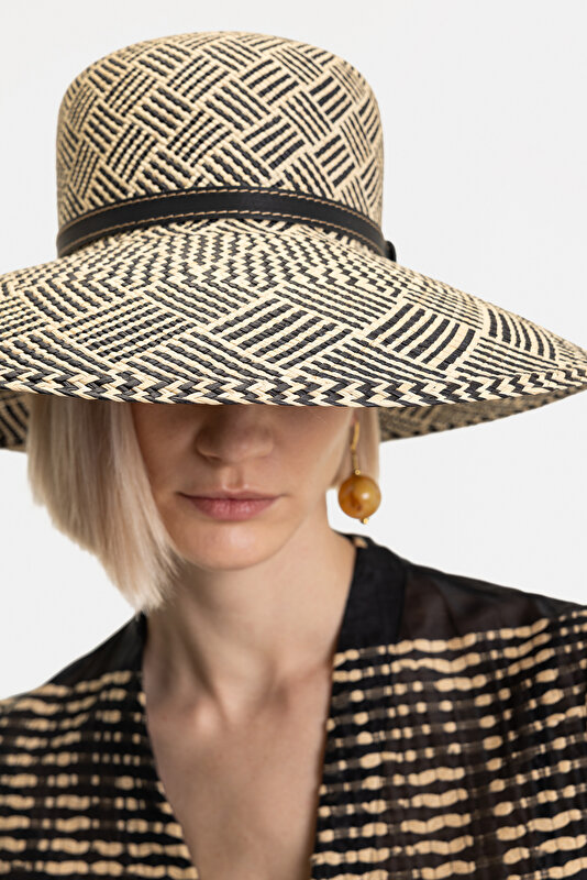 BLACK HAT 2