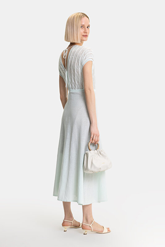WHITE SLEEVELESS DRESS 2