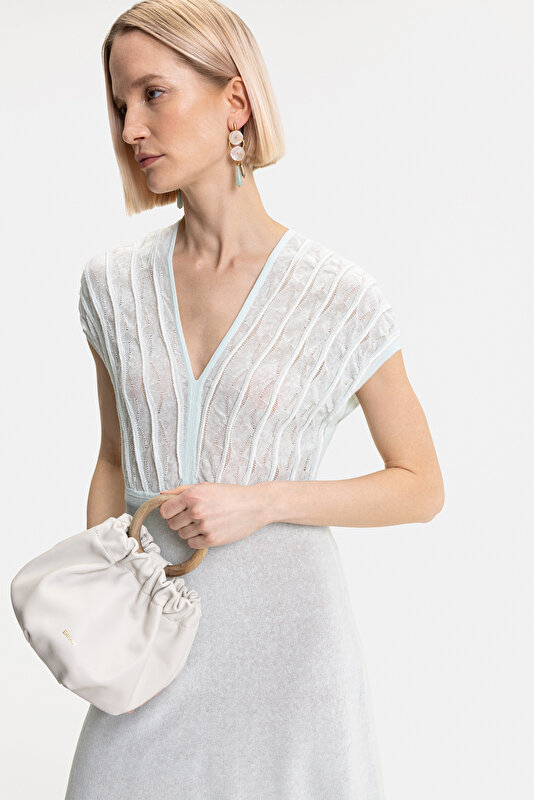 WHITE SLEEVELESS DRESS 3