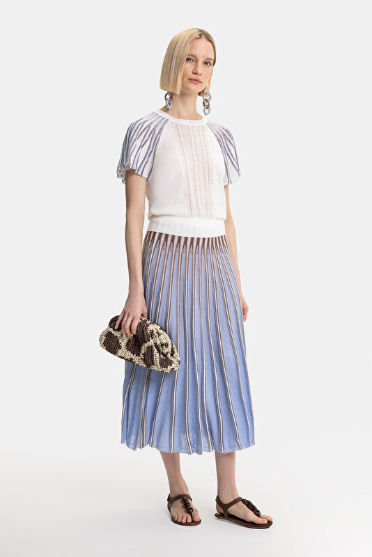 WHITE SKIRT
